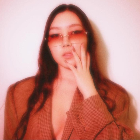 Cartier sunglasses new condition no scratches or any other damages - Picture 3 of 3